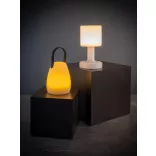Lampa de masa FINN alb